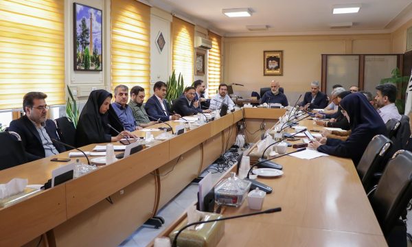 فرصت‌سازی در اصفهان با ایزینکس؛ سرمایه در مسیر توسعه