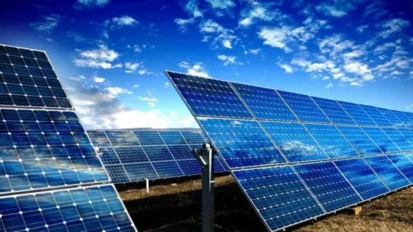 نیروگاه انرژی خورشیدی خور و بیابانک